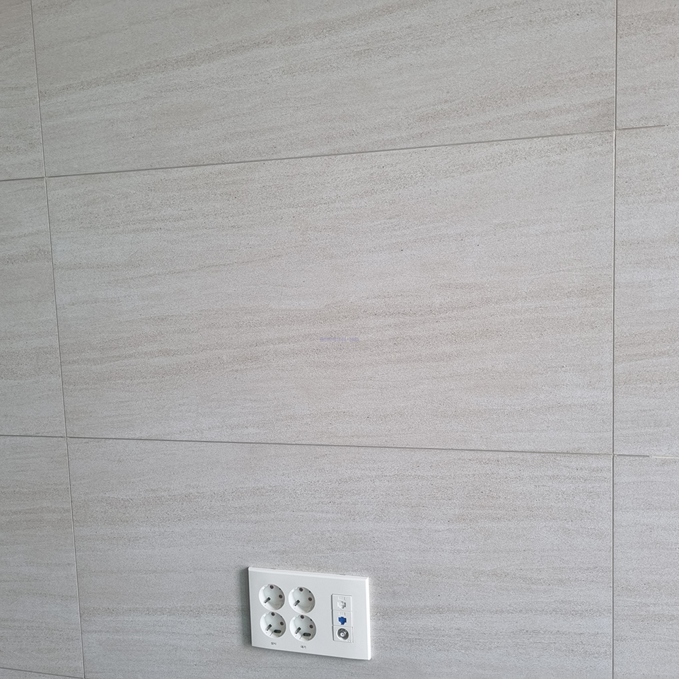 KakaoTalk_20250818_135757863_04.jpg