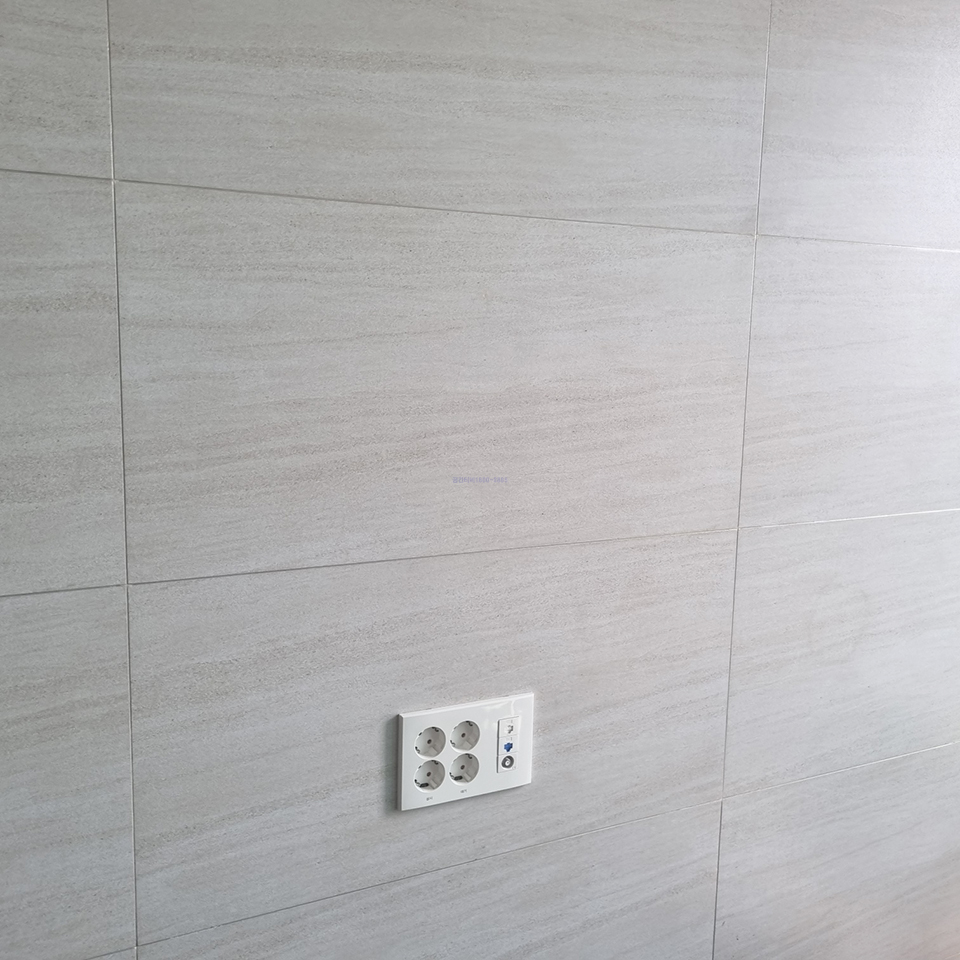 KakaoTalk_20250818_135757863_06.jpg